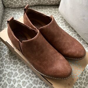 Stylish Brown Ankle Booties